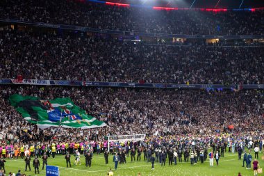 Münih, Almanya. 31 Mayıs 2025. UEFA Şampiyonlar Ligi. Son sözüm Paris Saint-Germain V. Inter Milan 5-0. Maçtan sonra PSG destekleyicileri.