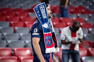 Münih, Almanya. 31 Mayıs 2025. UEFA Şampiyonlar Ligi. Son sözüm Paris Saint-Germain V. Inter Milan 5-0. Maçtan sonra destekleyici PSG.