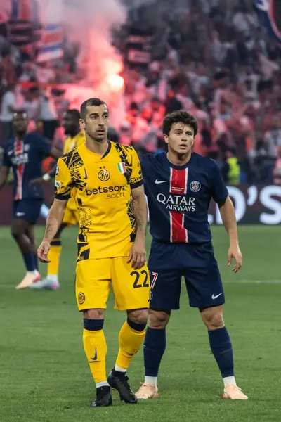 Münih, Almanya. 31 Mayıs 2025. UEFA Şampiyonlar Ligi. Son sözüm Paris Saint-Germain V. Inter Milan 5-0. Henrikh Mkhitaryan, Inter ve Joao Neves, PSG.