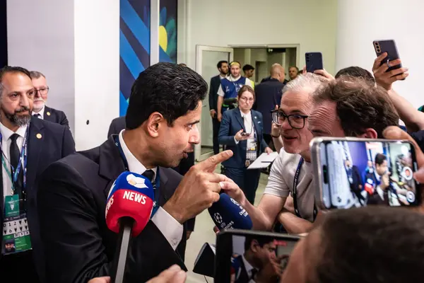 Münih, Almanya. 31 Mayıs 2025. UEFA Şampiyonlar Ligi. Son sözüm Paris Saint-Germain V. Inter Milan 5-0. Cumhurbaşkanı Nasser Ghanim Tubir El-Khelaifi, zaferden sonra gazetecilere konuştu.
