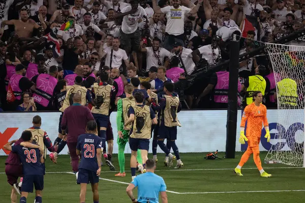 Münih, Almanya. 31 Mayıs 2025. UEFA Şampiyonlar Ligi. Son sözüm Paris Saint-Germain V. Inter Milan 5-0. Senny Mayulu, PSG, golü kutluyor.