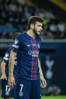 Udine, İtalya. 13 Ağustos 2025. UEFA Süper Kupası 2025. Paris Saint-Germain Tottenham Hotspur 'a karşı 4-3. Khvicha Kvaratskhelia, PSG.