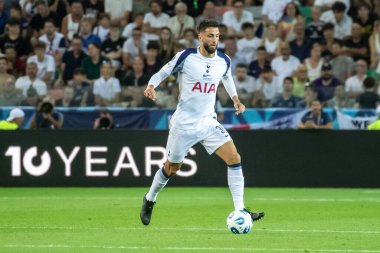 Udine, İtalya. 13 Ağustos 2025. UEFA Süper Kupası 2025. Paris Saint-Germain Tottenham Hotspur 'a karşı 4-3. Rodrigo Bentancur, Tottenham.