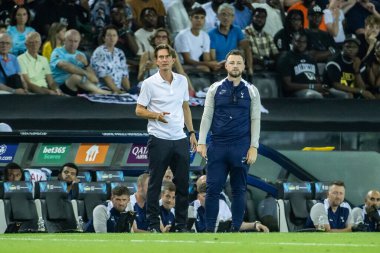 Udine, İtalya. 13 Ağustos 2025. UEFA Süper Kupası 2025. Paris Saint-Germain Tottenham Hotspur 'a karşı 4-3. Thomas Frank, koç Tottenham..