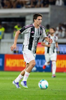 Bergamo, İtalya. 16 Ağustos 2025. Gewiss Stadyumu 'nda Bortolotti Kupası. Atalanta, Juventus 'a karşı. Kenan Yıldız, Juventus.