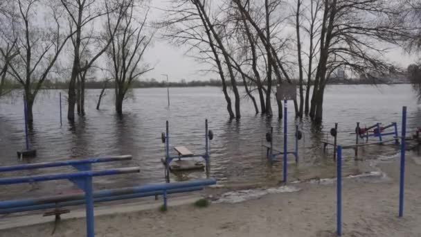 Dnipro Nehri Ndeki Seller Kyiv Obolon Kıyı Bölgelerinin Sular Altında — Stok video