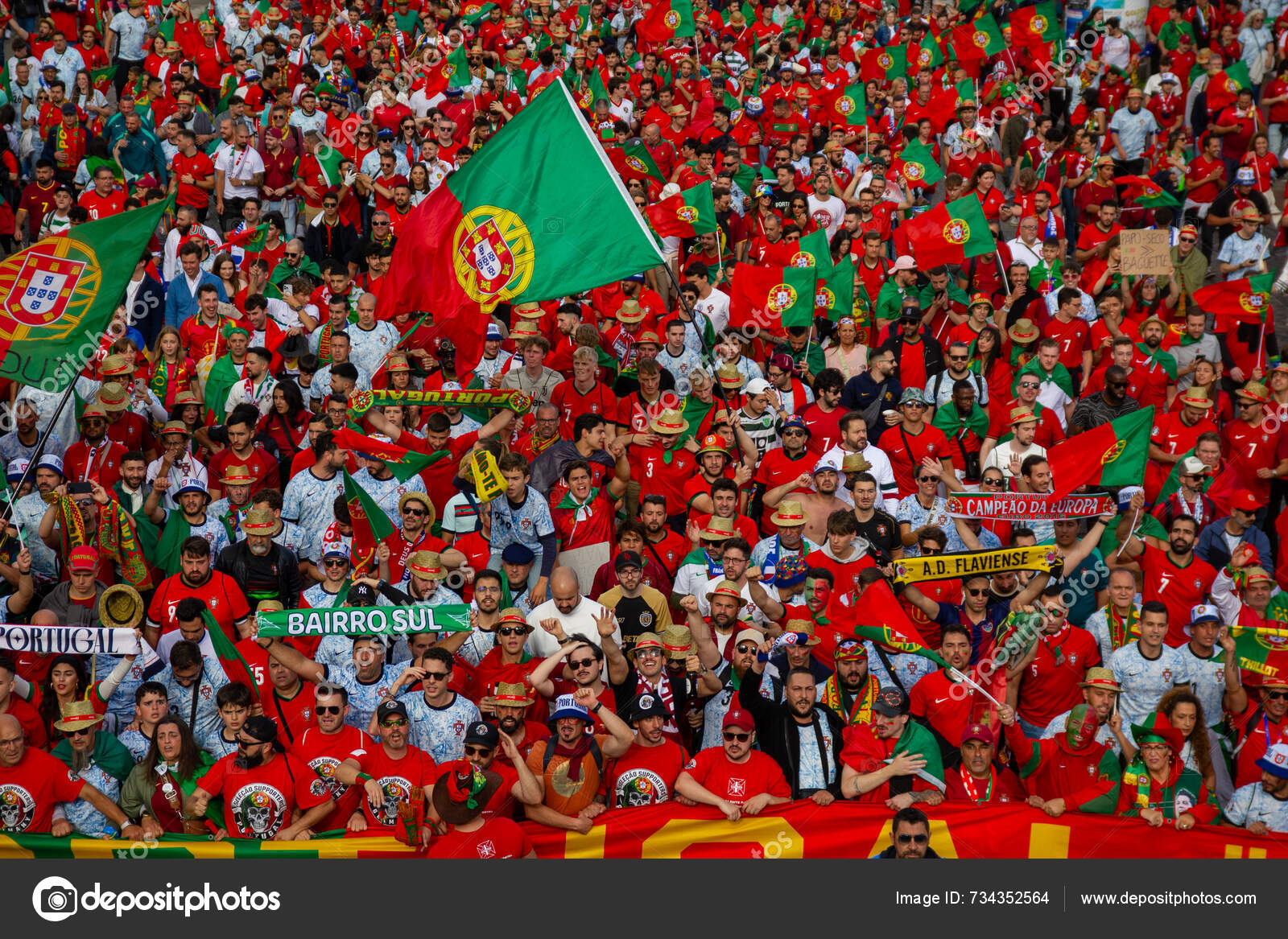 Hambourg Allemagne Juillet 2024 Les Fans Portugais Célèbrent L'euro