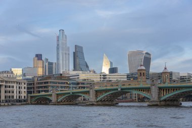 Londra Millennium Footbridge Yazan Foster + Partners, Bankside, Londra SE9TG, Kasım 2019