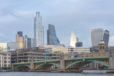 Londra Millennium Footbridge Yazan Foster + Partners, Bankside, Londra SE9TG, Kasım 2019