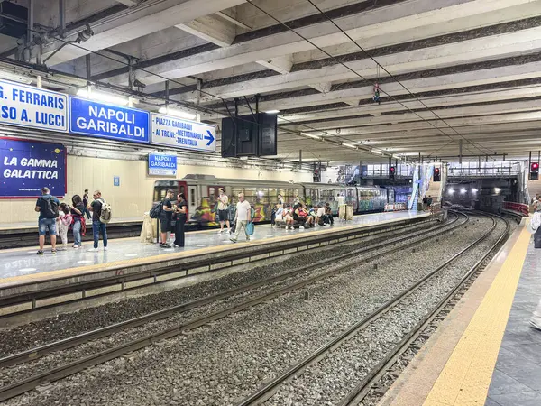 Napoli Garibaldi Tren İstasyonu (Circumvesuviana)