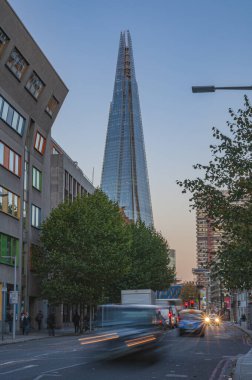 Southwark Caddesi, Bakside, Londra, Ekim 2012