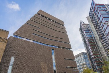 İsviçre Mimarlık Uygulamasından Tate Modern Anahtar Evi Herzog & de Meuron