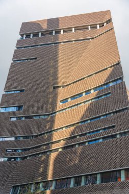 İsviçre Mimarlık Uygulamasından Tate Modern Anahtar Evi Herzog & de Meuron