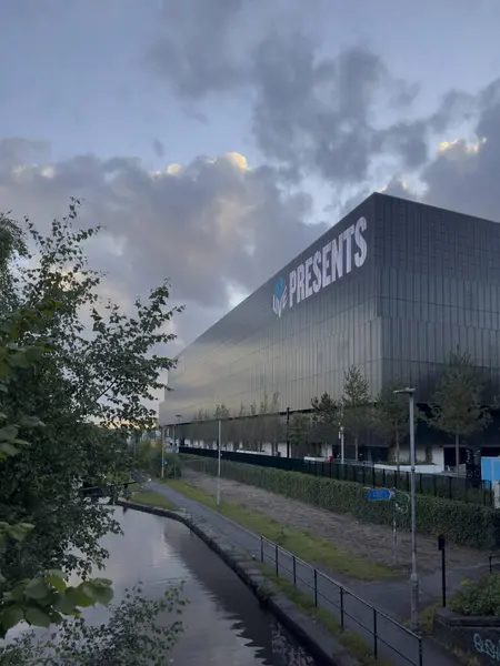 Coop Live Arena Etihad Kampüsü, Manchester