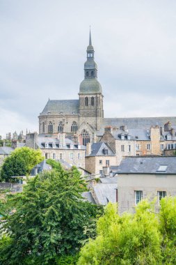 Saint-Sauveur de Dinan Bazilikası