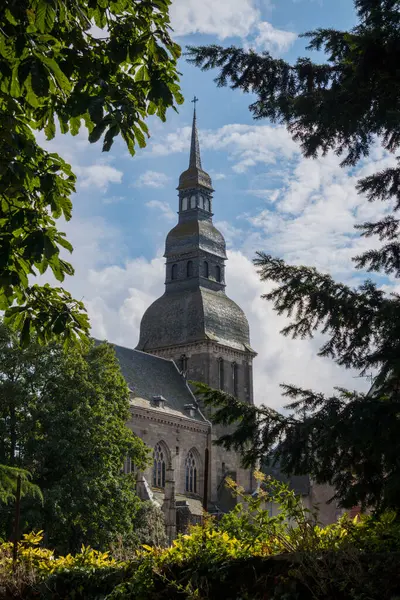 Saint-Sauveur de Dinan Bazilikası