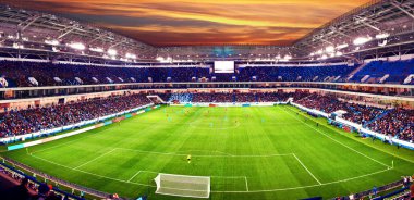 Futbol stadyumu, parlak ışıklar, saha manzarası. Futbol konsepti