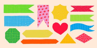 Çeşitli şekil ve stillerde bayrak pankartları ve not etiketleri. Çocuksu şablonları olan defter ya da günlük için vektör yer imleri. Albüm ve tasarım için etiket paketi