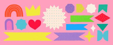 Pembe arka planda çeşitli şekillerde ve stillerde albüm yapmak için büyük etiket seti. Vektör not yer imleri, bayrak pankartları ve çocuksu şekilli defter veya günlük için şekiller. Bunun için etiket paketi