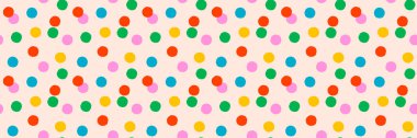 Konfeti nokta vektörü neşeli, parlak ve eğlenceli baskı tarzıyla. Krem arka planda pürüzsüz renkli benekli desen. Paket kağıdı, kumaş, duvar kağıdı için mükemmel. Kullanmak için örnek paneline sürükle.