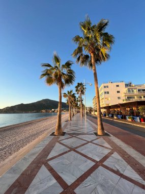 Albir İspanya 'da yükseliş sırasında bulvar