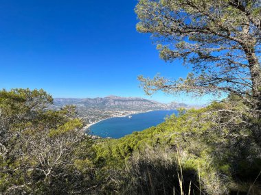 İspanya 'da Albir' de Parque Natural Serra Gelada 'dan yürüyüş görüntüsü