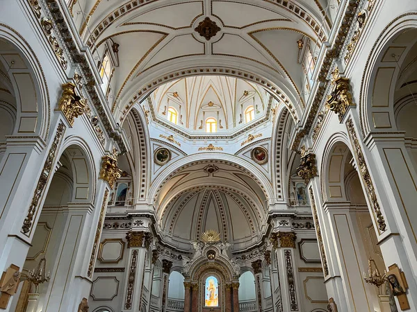 Крыша Церкви Пресвятой Богородицы Консуэло Альтее Испания — стоковое фото