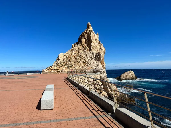 Ławka Bulwarze Wybrzeżu Estartit Costa Brava Hiszpanii — Zdjęcie stockowe