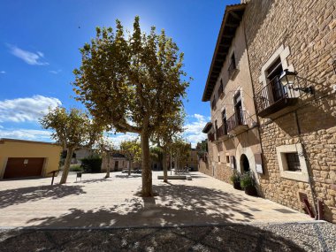 Katalunya İspanya 'nın eski Torroella de Montgri kasabası