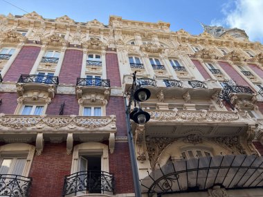 İspanya 'nın eski Cartagena kentindeki tarihi evler