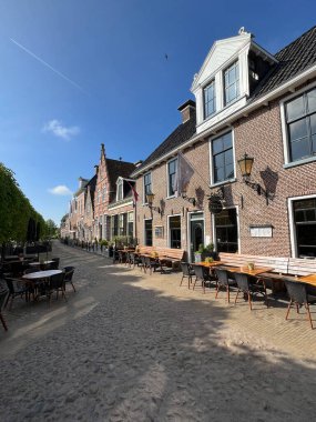 Hollanda, Friesland, Sloten 'deki tarihi evler.