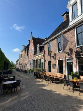 Hollanda, Friesland, Sloten 'deki tarihi evler.