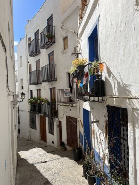 İspanya 'nın eski Peniscola şehrinde bir sokak.