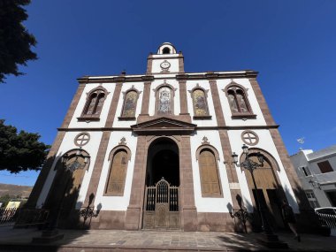 Agaete kasabasındaki kilise Gran Canaria adasında