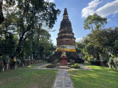 Wat Pan Sao Budist tapınağındaki Stupa Chiang Mai, Tayland