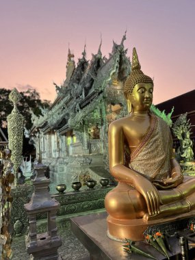 Wat Sri Suphan Budist tapınağı gece Chiang Mai, Taylan