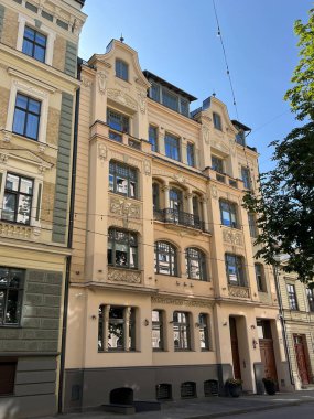 Riga Letonya sokaklarında mimarlık