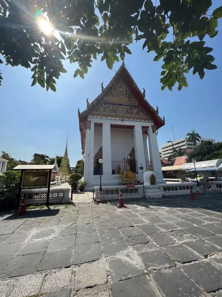 Wat Noranarthsoontarikaram Budist tapınağı Bangkok, Tayland
