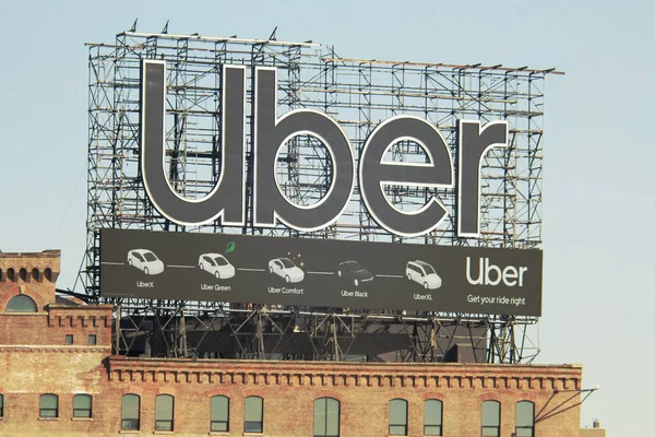 Bronx November 2022 Enorme Uber Autoservice Billboard Bovenop Een Stadsgebouw — Stockfoto