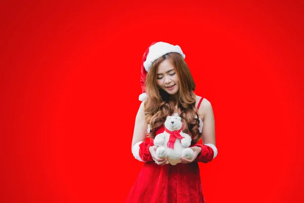 Azjatycka Nastolatka Przebrana Świętego Mikołaja Trzymająca Pluszowego Misia Tle Koncepcja — Zdjęcie stockowe