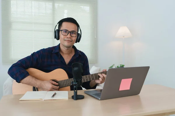 Asian Man Wearing Headphone Play Guitar Sing Song Learning Online — Stock Photo, Image