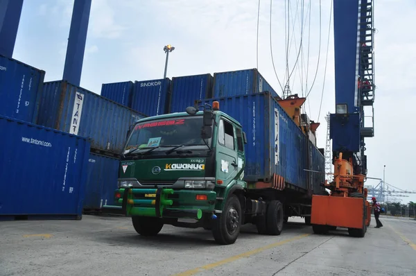 Jakarta Indonesië Mei 2017 Container Laden Lossen Activiteiten Tanjung Priok — Stockfoto