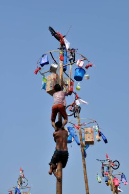 Jakarta, Endonezya - 17 Ağustos 2014: 17 Ağustos 'ta Endonezya' nın Jakarta kentinde düzenlenen Areca tırmanış yarışması