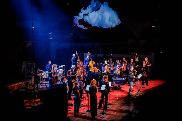 Utrecht Nizozemsko Června 2023 Koncert Rufuse Wainwrighta Amsterdam Sinfonietta Tivolivredenburgu — Stock fotografie