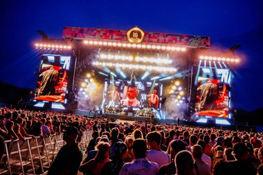 17 Haziran 2023. Pinkpop Festivali, Landgraaf, Hollanda. Robbie Williams 'ın konseri