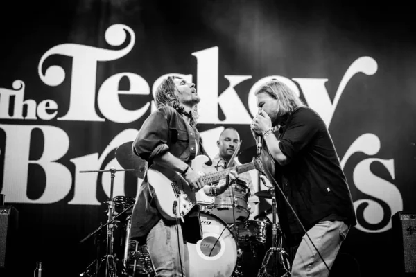 2023年7月7日 北海ジャズフェスティバル オランダのロッテルダム テスキー兄弟のコンサート — ストック写真