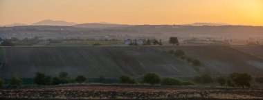 Kuzey Yunanistan 'ın kırsal manzarası, tarlalar, zeytin bahçeleri-Panorama