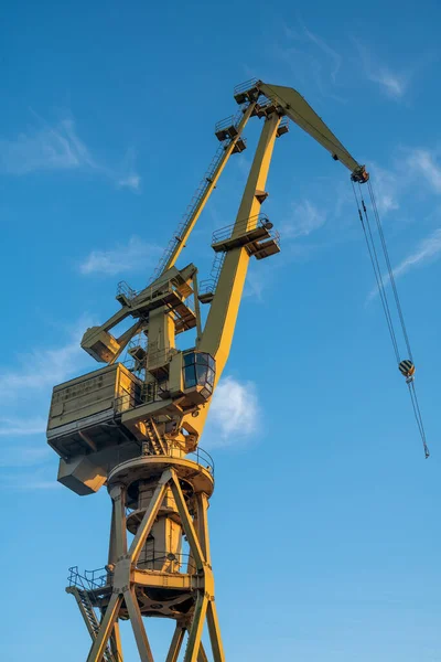 Shipyard Crane Blue Sky — Stock Photo, Image