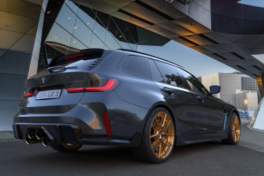 BMW M3 Turnesi M Performansı 