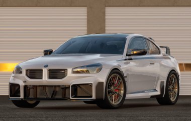 BMW M2: Güç ve Hassasiyet (124; Sportif BMW M2 ile tanışın).